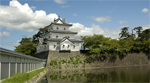 平成16年に復元された新潟県新発田市の「御三階櫓」。三方向の破風（はふ）と海鼠（なまこ）壁が特徴